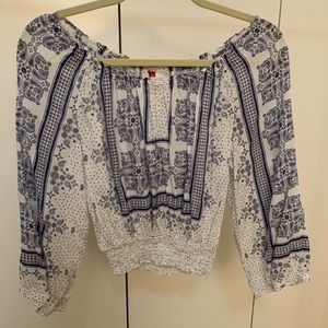 H&M paisley printed cropped blouse